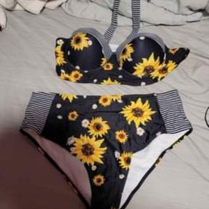 Plus size women's bikini